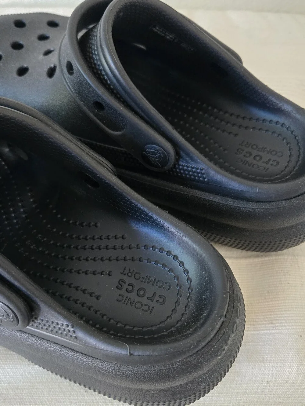 Juniors Crocs Classic Crush Platform Croc‎ Clog Sandals Size 4J Black Shoes